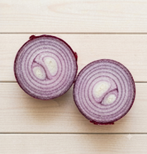 Gemini_Generated_Image_sg4mkgsg4mkgsg4m Ruby Red Onions